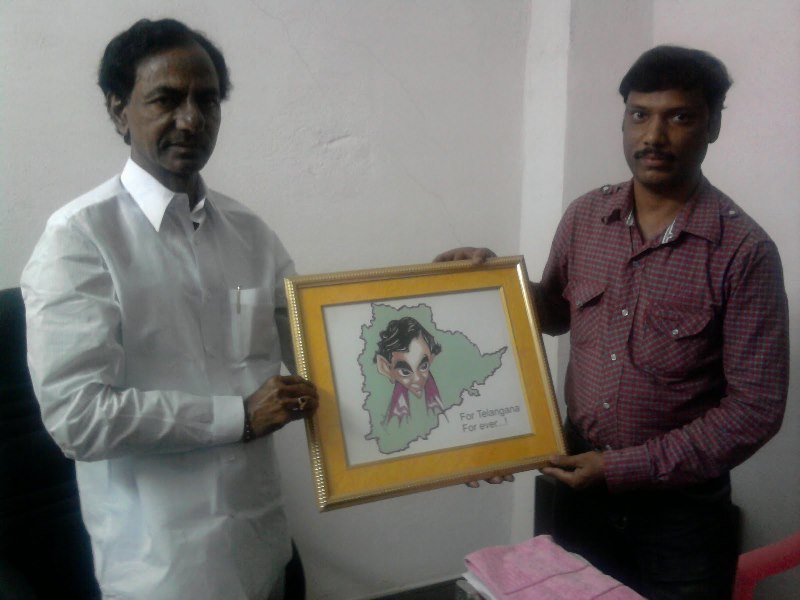 Mrityunjay-Cartoonist-with-TRS-President-KCR